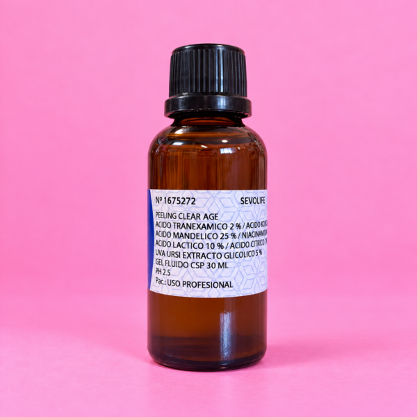 Peeling CLEAR-AGE: ac.tranexámico 2% - ac.mandélico 25% - ac.láctico 10% - ac.kójico 3%- uva ursi 5% - cítrico 10% - niacinamida 2%. pH 2,5